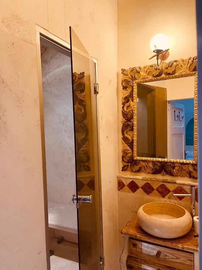 Aparthotel Palazzo Barbini Dimora Storica Castiglione del Lago Exterior foto