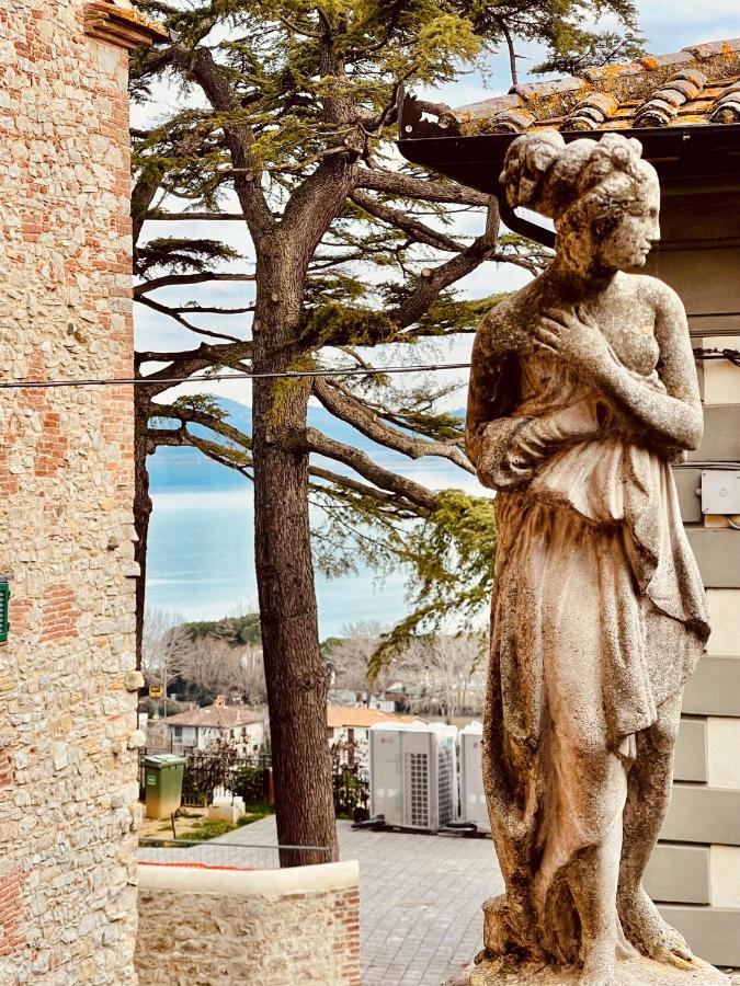 Aparthotel Palazzo Barbini Dimora Storica Castiglione del Lago Exterior foto