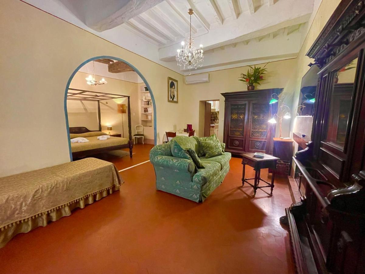 Aparthotel Palazzo Barbini Dimora Storica Castiglione del Lago Exterior foto